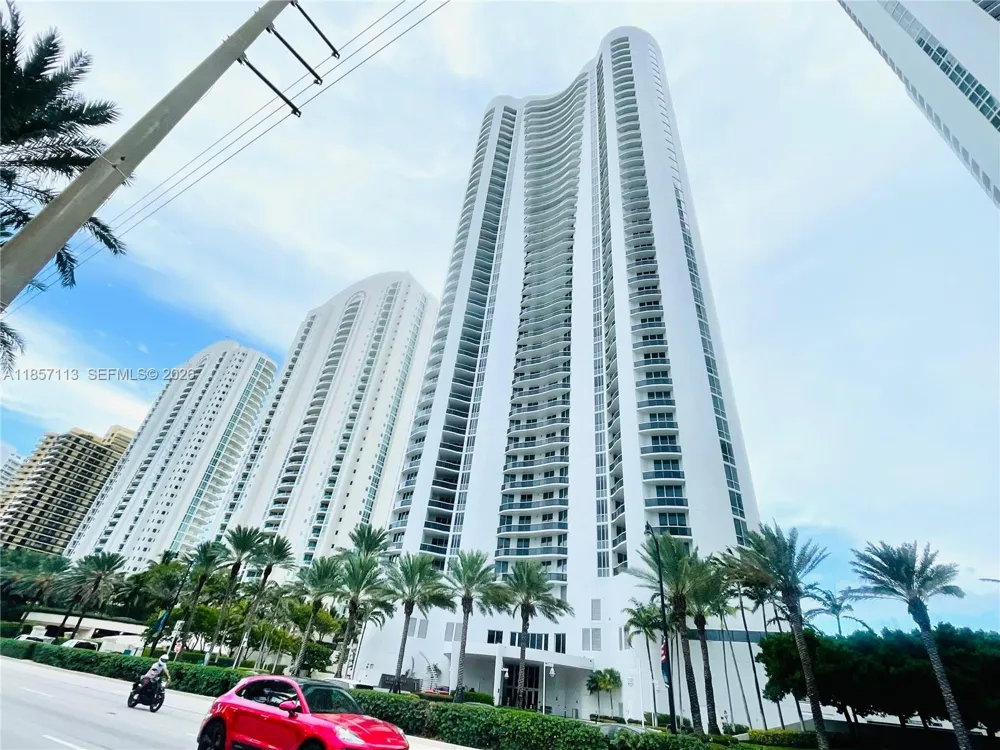 16001 Collins Ave #1402 Sunny Isles Beach, FL 33160