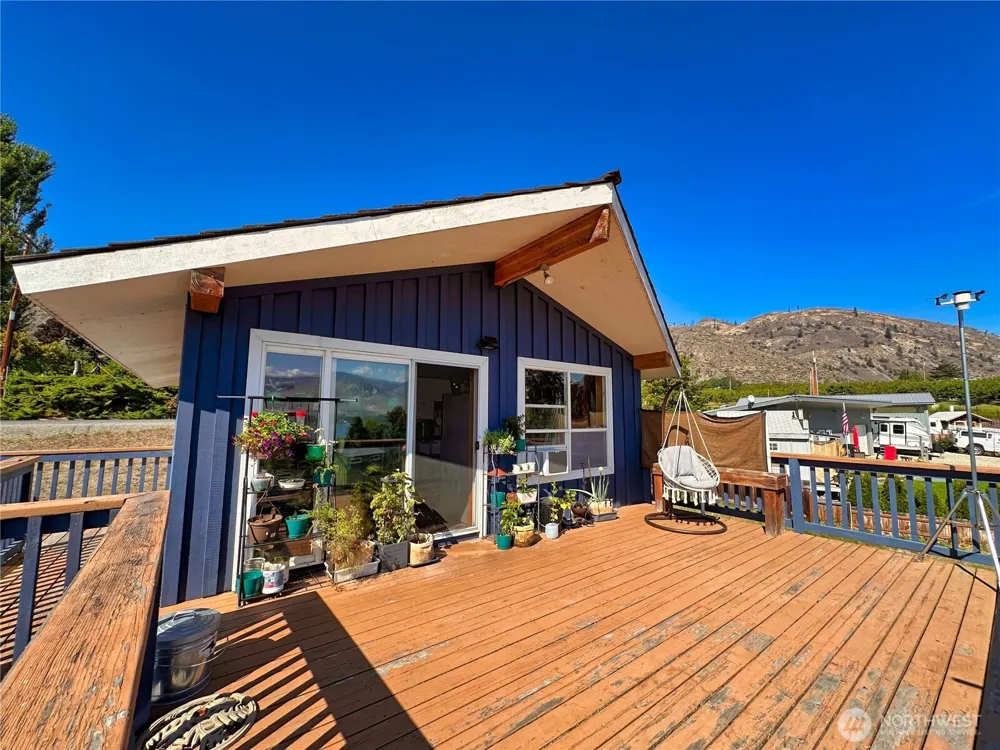 76 B Westlake Road Oroville, WA 98844
