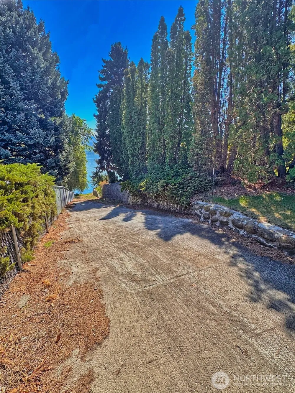 76 B Westlake Road Oroville, WA 98844