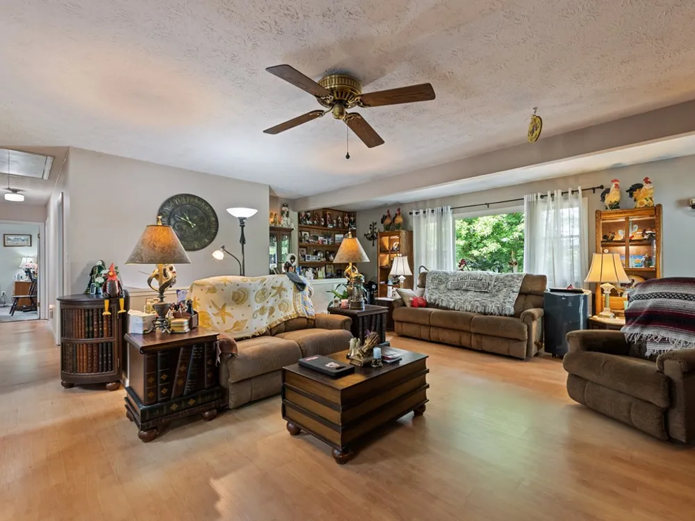 Vista Dr Clyde, NC 28721