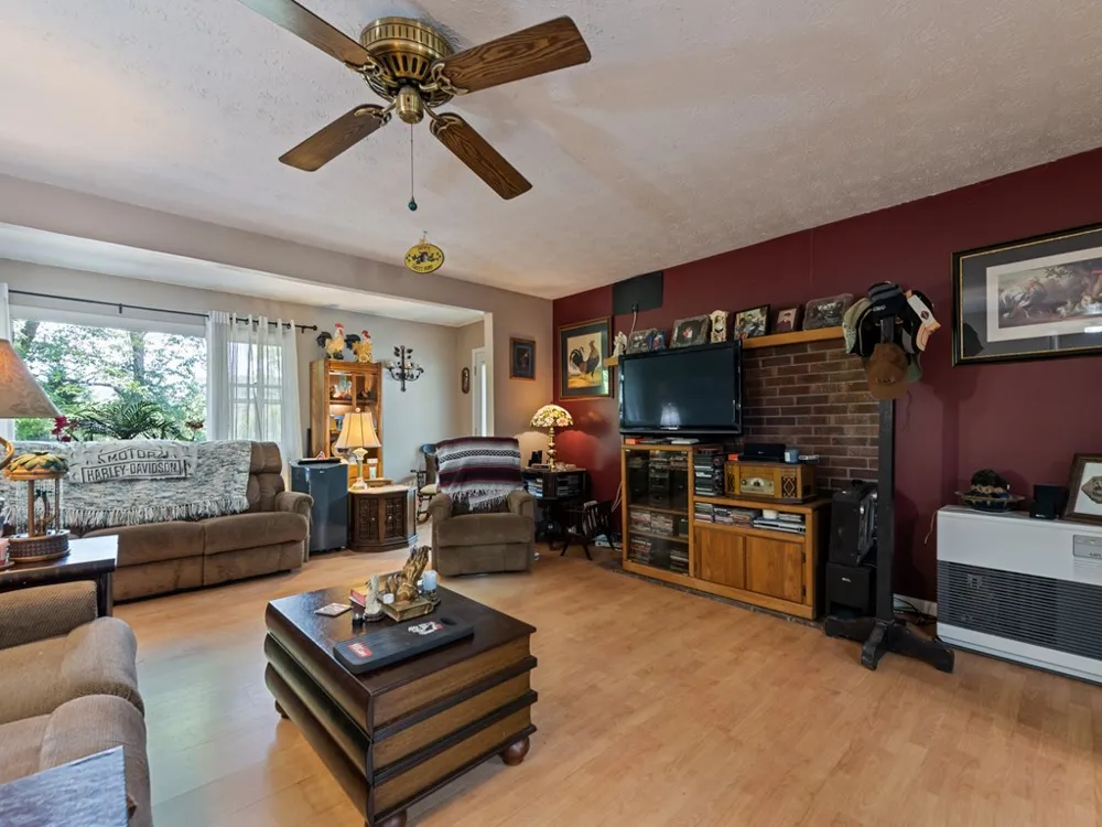 Vista Dr Clyde, NC 28721