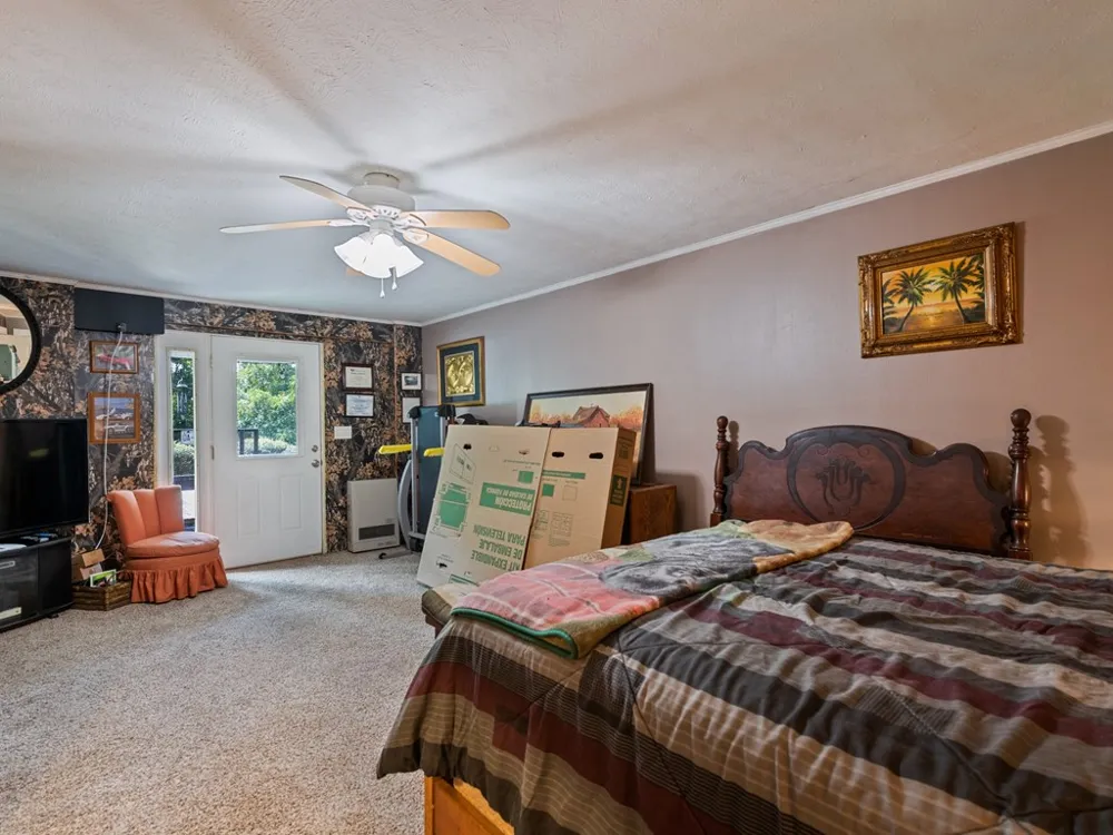 Vista Dr Clyde, NC 28721