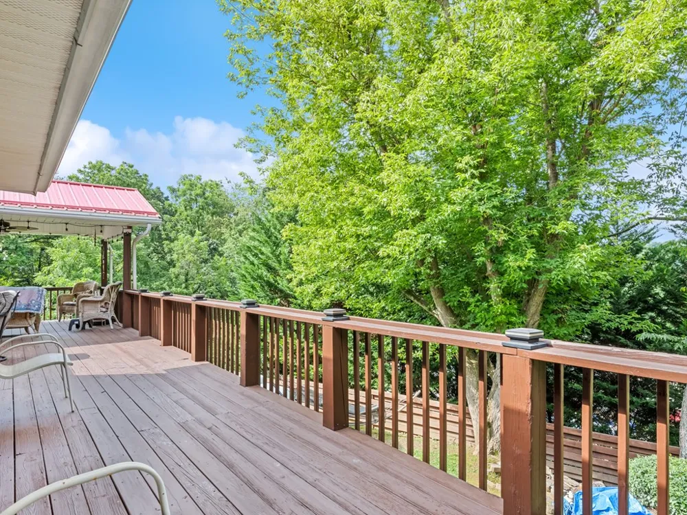 Vista Dr Clyde, NC 28721