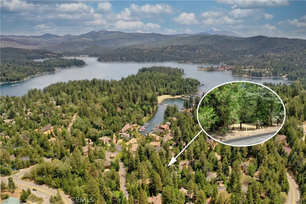27513 Meadow Bay Drive Lake Arrowhead, CA 92352
