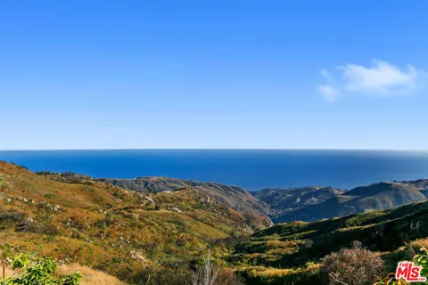 23010 Saddle Peak Road