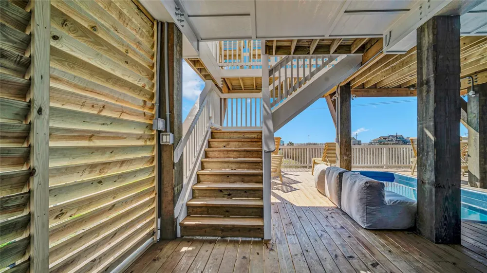 1038 Victoria Lane Gilchrist, TX 77617