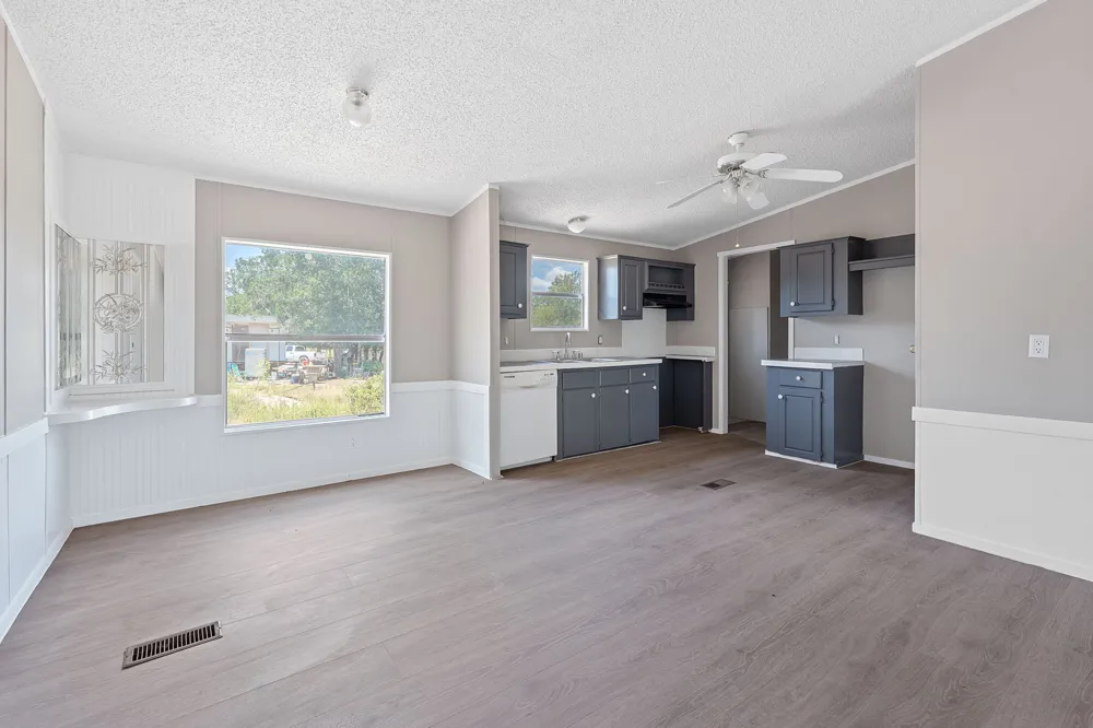 1385 Pettytown Road Dale, TX 78616