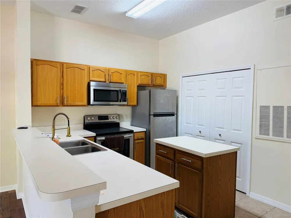970 SPRING GARDEN AVENUE #311 Deland, FL 32720