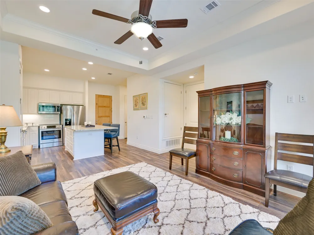 102 Bella Toscana Avenue #1103 Lakeway, TX 78734