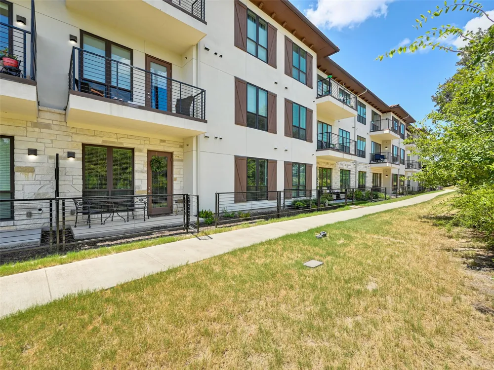 102 Bella Toscana Avenue #1103 Lakeway, TX 78734