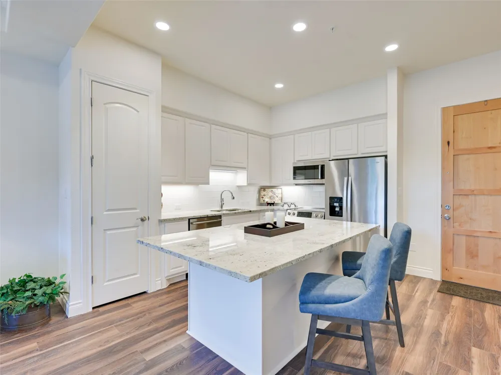102 Bella Toscana Avenue #1103 Lakeway, TX 78734