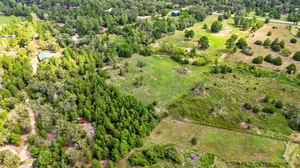 147 Pine Valley Drive Paige, TX 78659