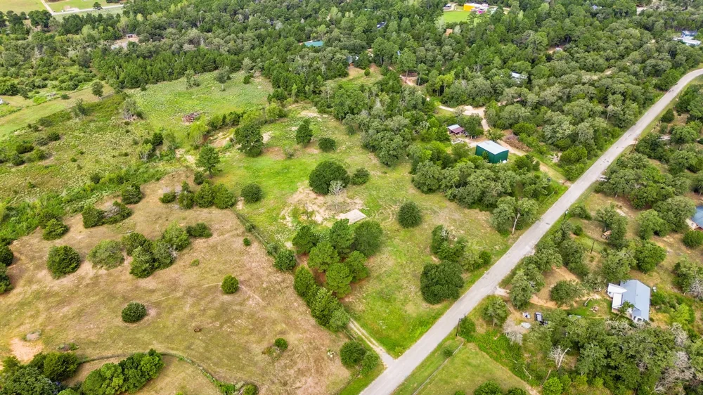 147 Pine Valley Drive Paige, TX 78659