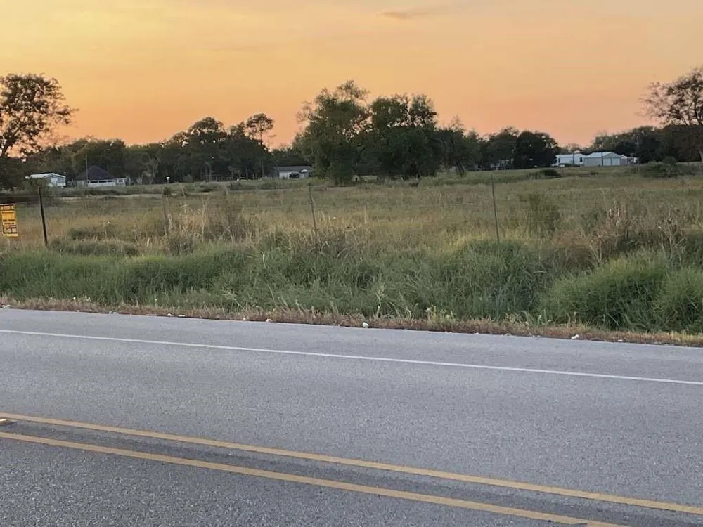 304 E York  Tract 4 Street Ganado, TX 77962