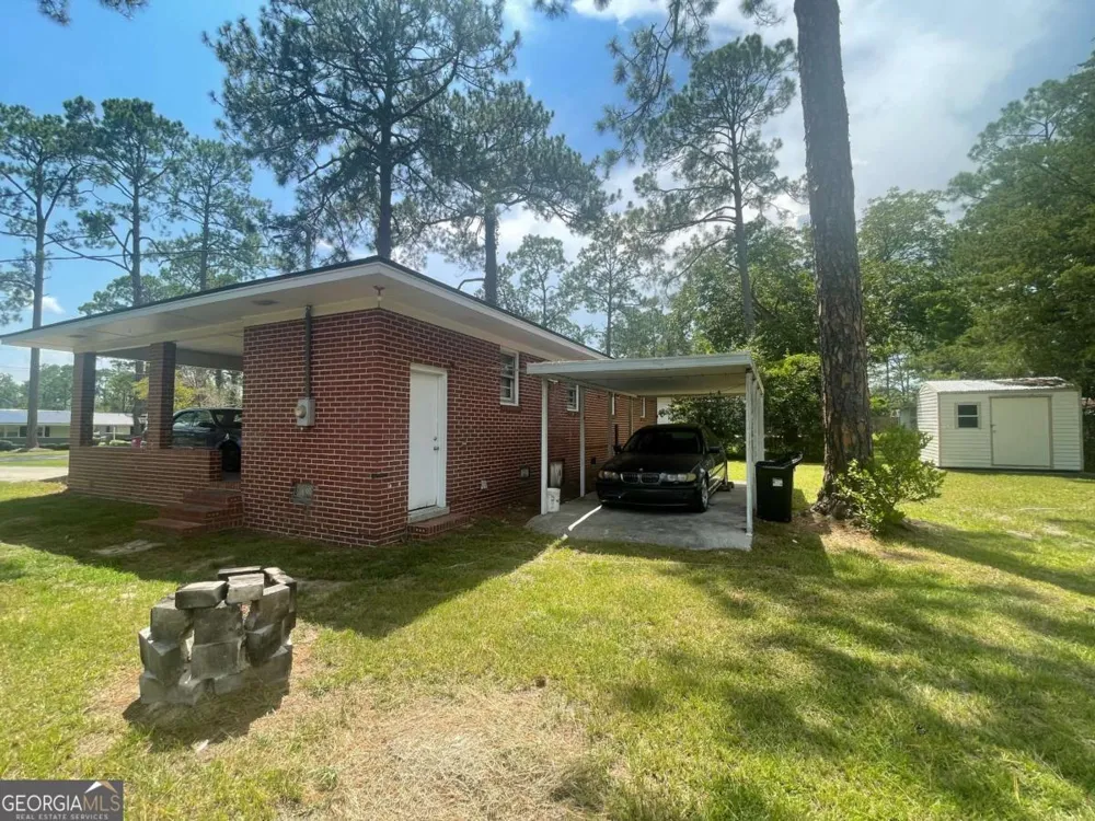 27 E Bruce ST Mcrae-Helena, GA 31055