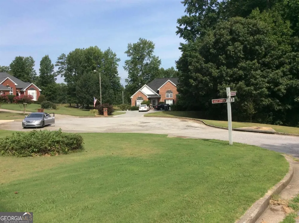 352 Greystone LN Douglasville, GA 30134