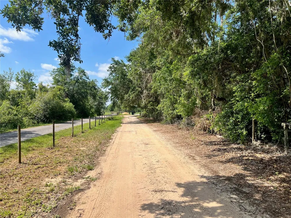 2 SENDCASTLE DRIVE Groveland, FL 34736