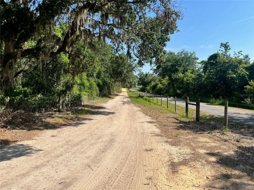 2 SENDCASTLE DRIVE Groveland, FL 34736