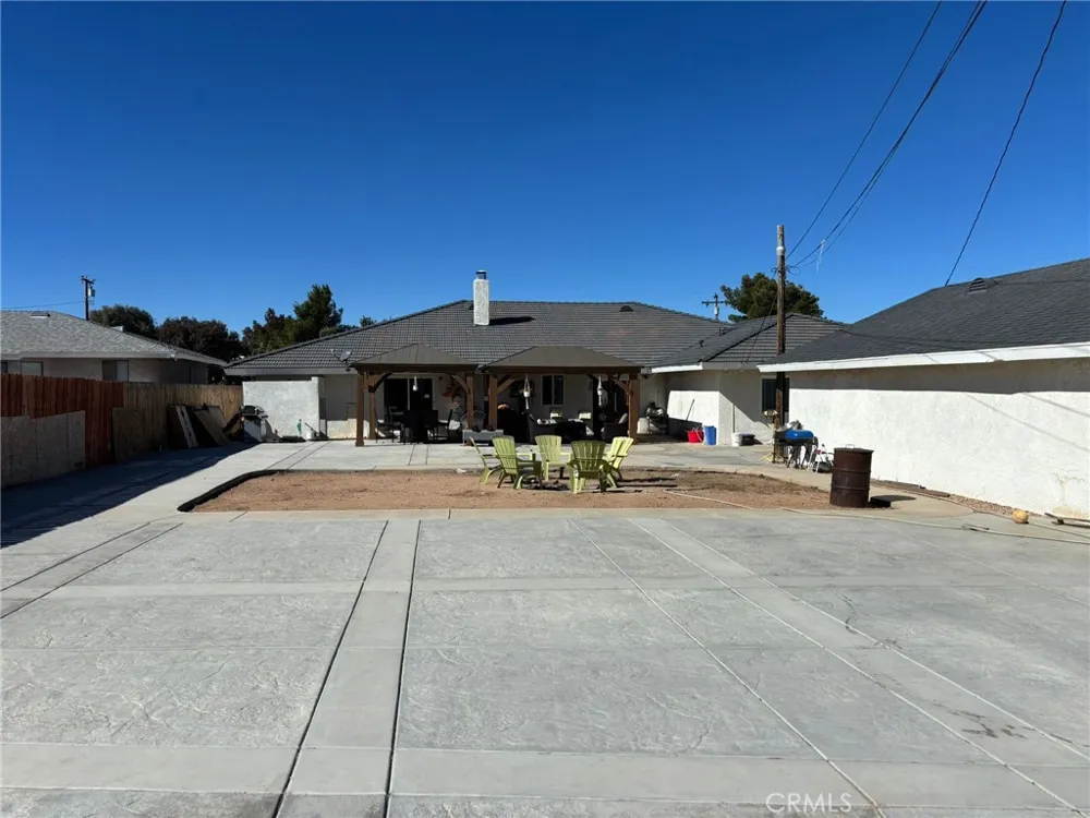 6995 Summit Valley Road Hesperia, CA 92345