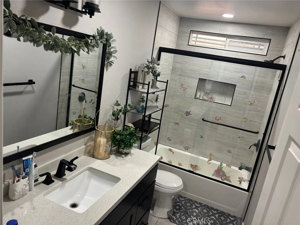 6995 Summit Valley Road Hesperia, CA 92345