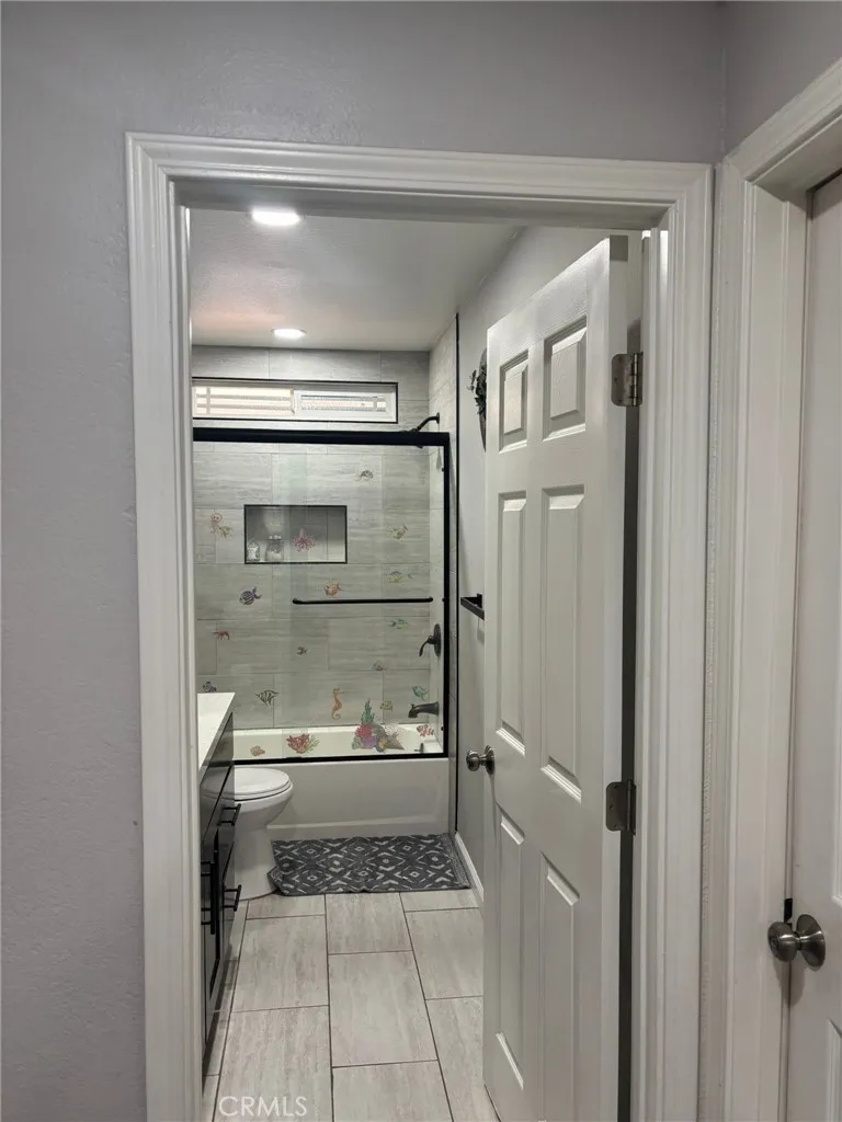 6995 Summit Valley Road Hesperia, CA 92345