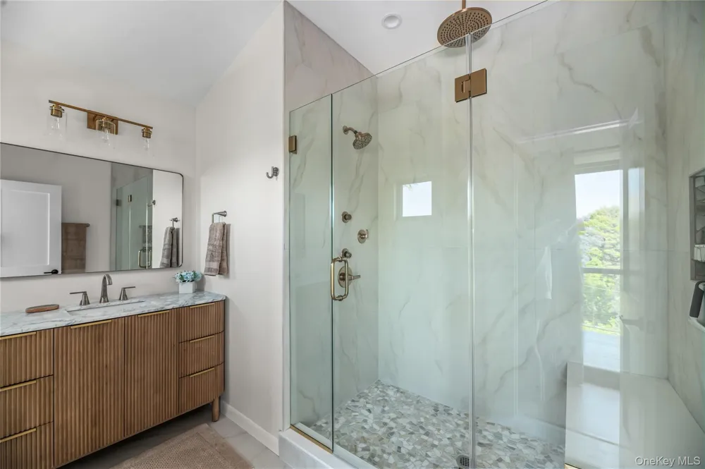 108 Ocean Road Ocean Beach, NY 11770