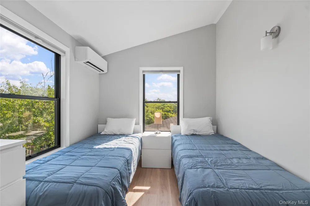 108 Ocean Road Ocean Beach, NY 11770