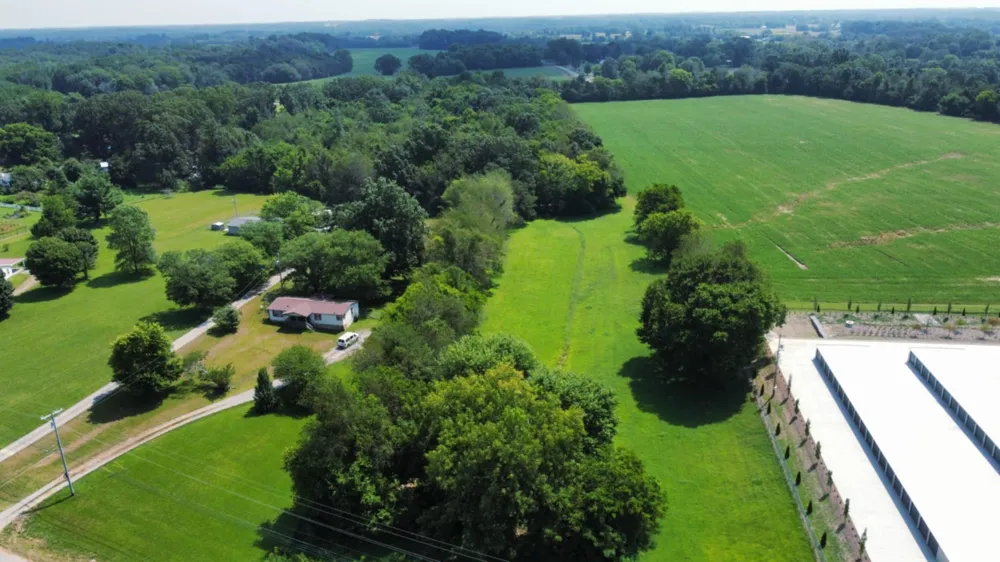 4628 Hwy 31W Cottontown, TN 37048