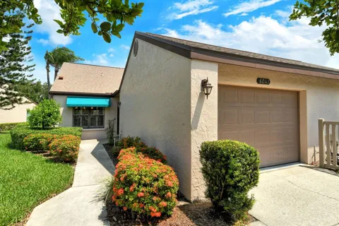 6041 CLUBSIDE DRIVE #6041
