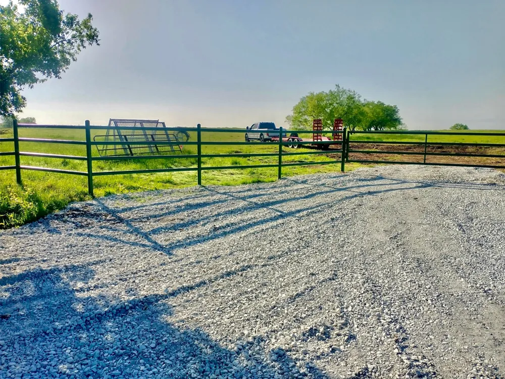 6 LCR 131 Mount Calm, TX 76673