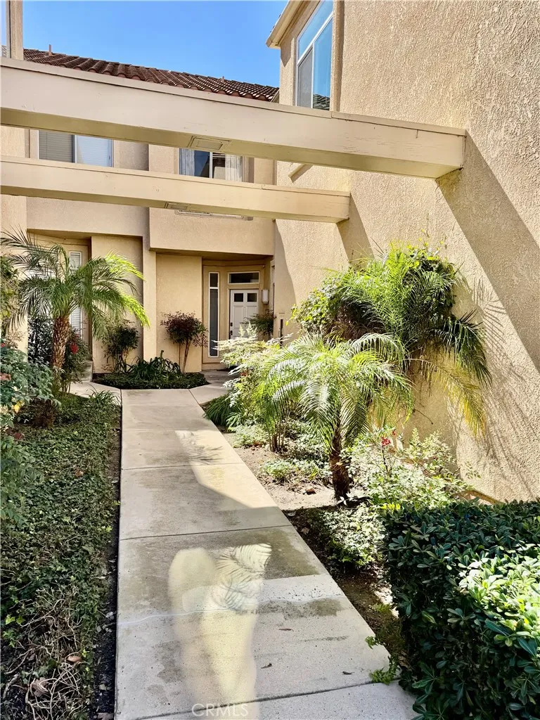 3100 Castelar Court #103 Corona, CA 92882
