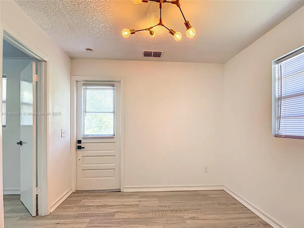 8781 S LAKESHORE DR FLORAL CITY Other City - In The State Of Florida, FL 34436