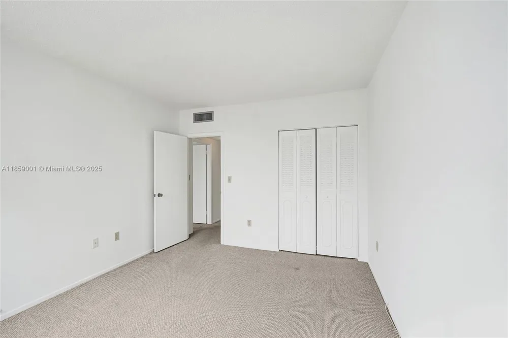 1965 S Ocean Dr #7K Hallandale Beach, FL 33009