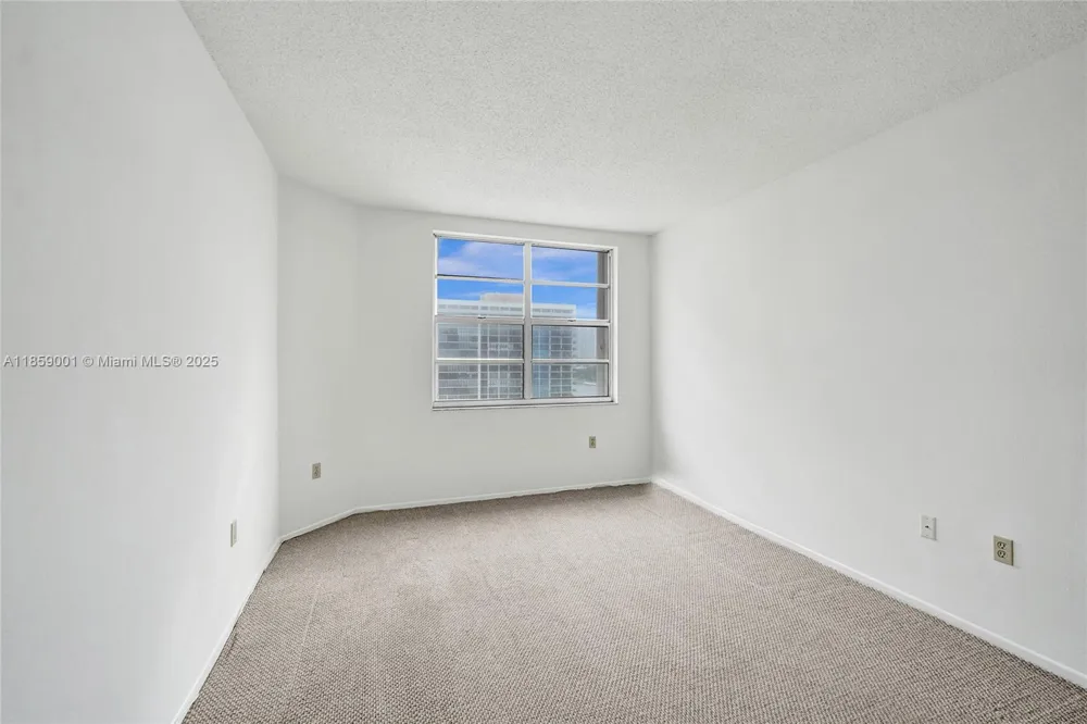 1965 S Ocean Dr #7K Hallandale Beach, FL 33009