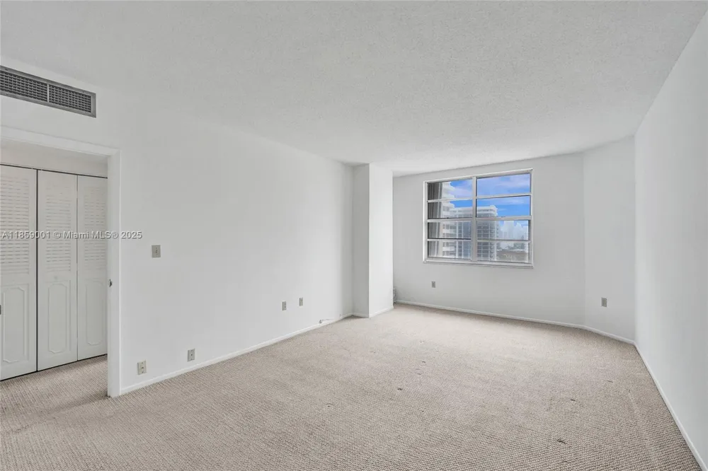 1965 S Ocean Dr #7K Hallandale Beach, FL 33009