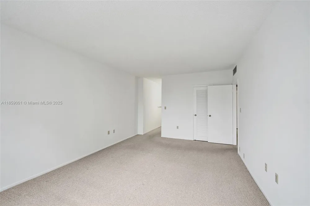 1965 S Ocean Dr #7K Hallandale Beach, FL 33009