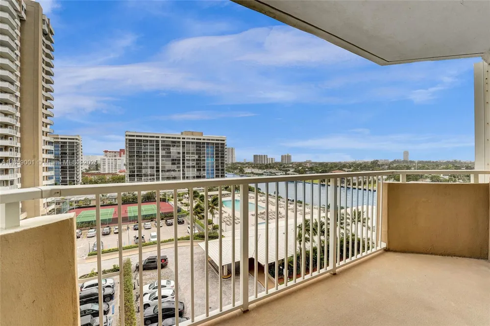 1965 S Ocean Dr #7K Hallandale Beach, FL 33009