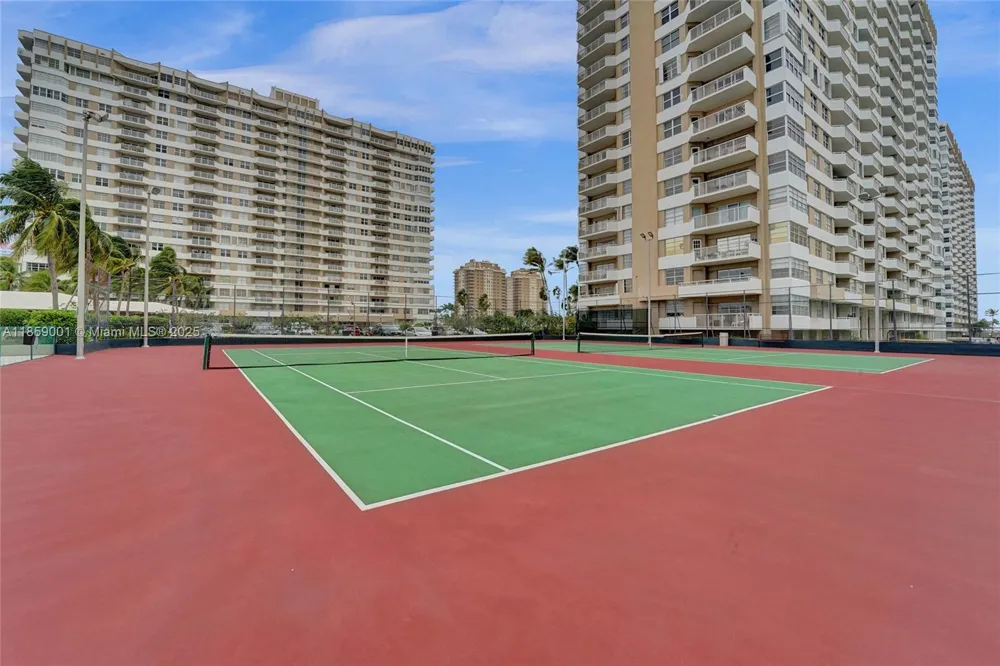 1965 S Ocean Dr #7K Hallandale Beach, FL 33009