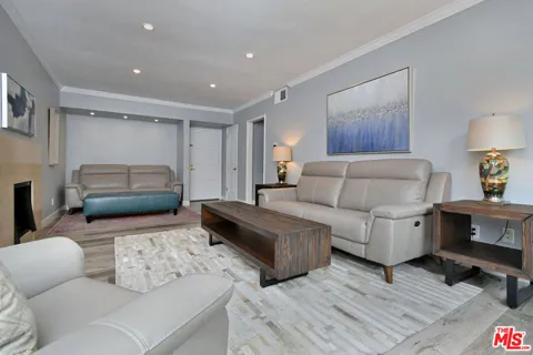 2345 Roscomare Road #205