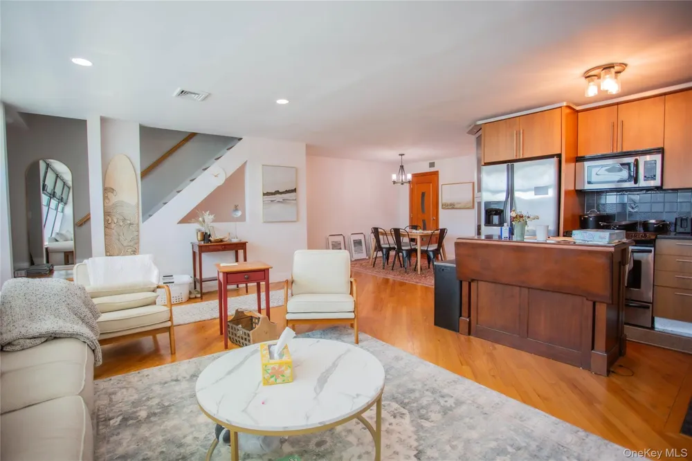 521 W Broadway #B Long Beach, NY 11561