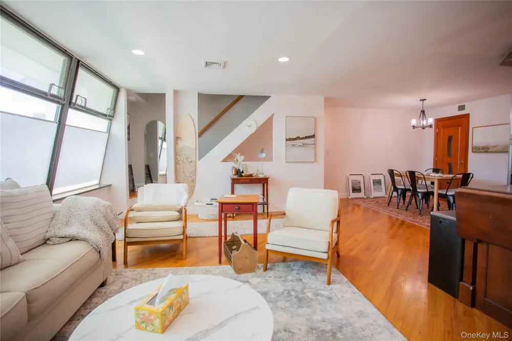 521 W Broadway #B Long Beach, NY 11561