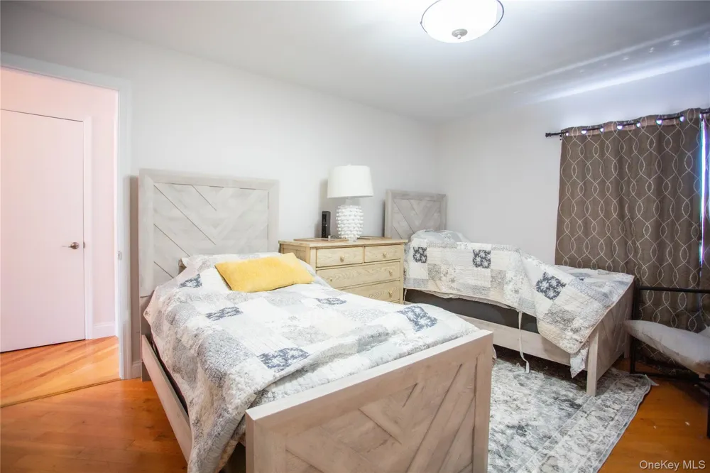 521 W Broadway #B Long Beach, NY 11561