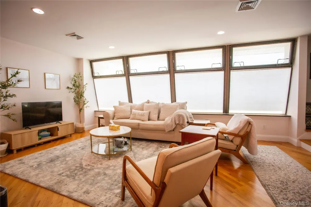 521 W Broadway #B Long Beach, NY 11561
