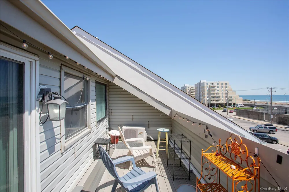 521 W Broadway #B Long Beach, NY 11561