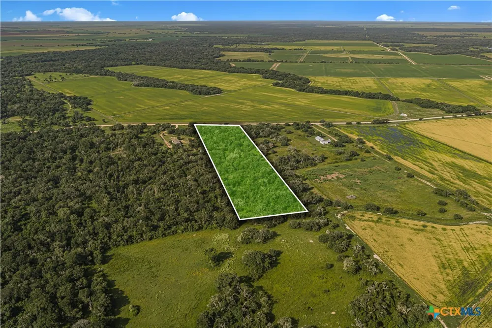 CR 394 El Campo, TX 77437