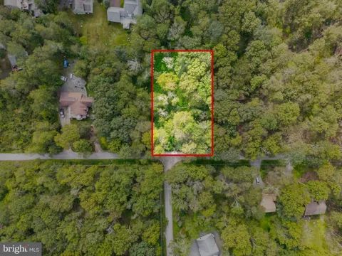 804 EVERGREEN DRIVE