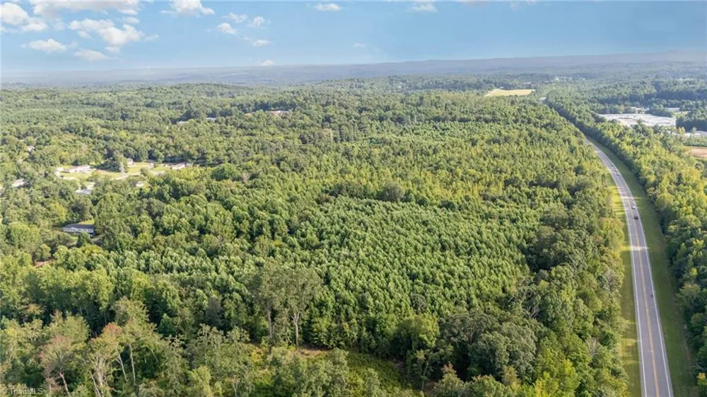 2619 S NC Highway 109 Thomasville, NC 27360