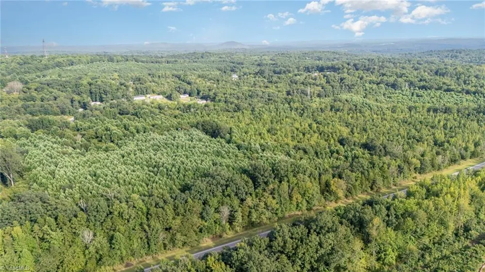 2619 S NC Highway 109 Thomasville, NC 27360