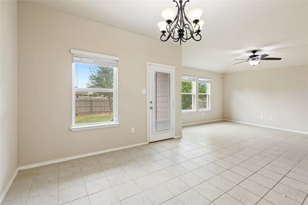 1517 Birmingham Drive Seguin, TX 78155