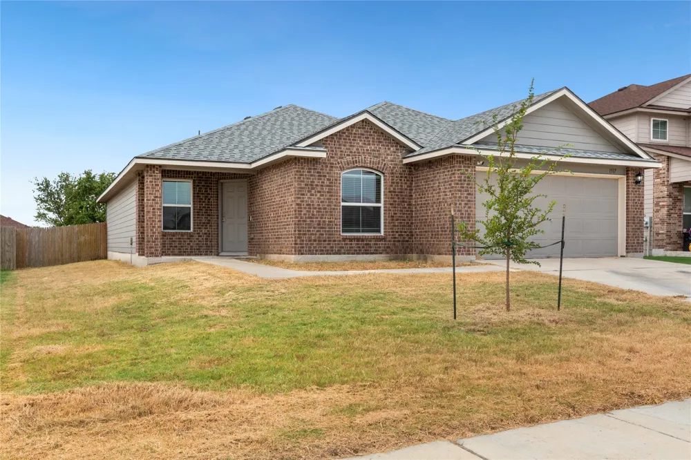 1517 Birmingham Drive Seguin, TX 78155